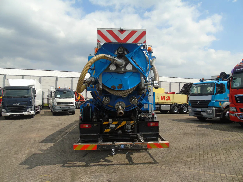 Volvo FM 420 + STOKOTA ECOTA 10.500LITER + 8X2 + WEB - Limpieza de alcantarillado: foto 4 Volvo FM 420 + STOKOTA ECOTA 10.500LITER + 8X2 + WEB - Limpieza de alcantarillado: foto 4