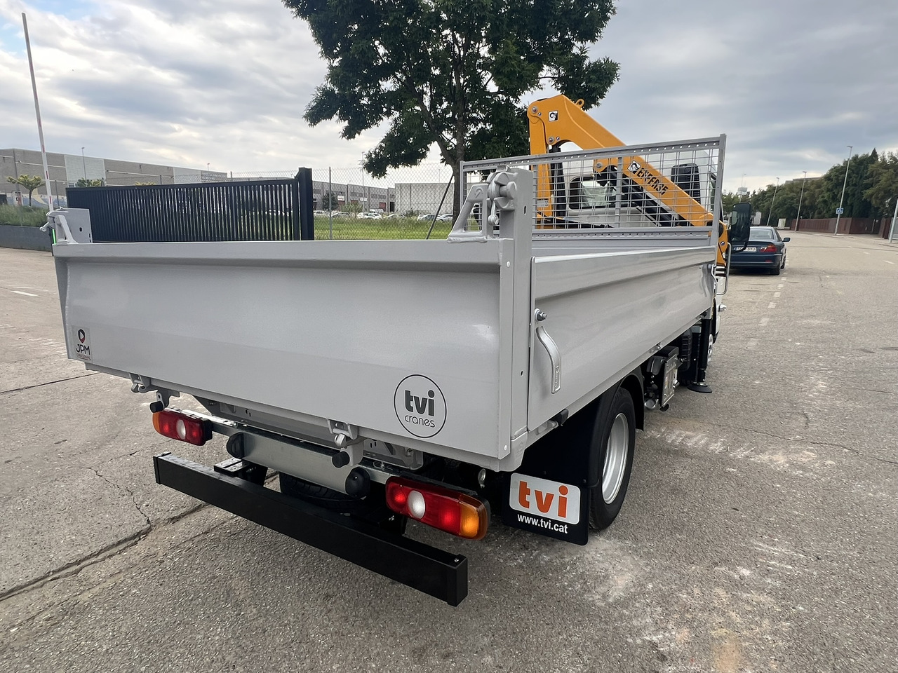 Camión grúa nuevo FUSO 35 3S: foto 8 Camión grúa nuevo FUSO 35 3S: foto 8