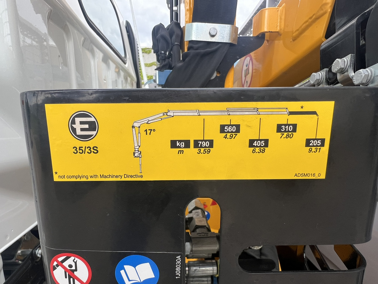 Camión grúa nuevo FUSO 35 3S: foto 12 Camión grúa nuevo FUSO 35 3S: foto 12