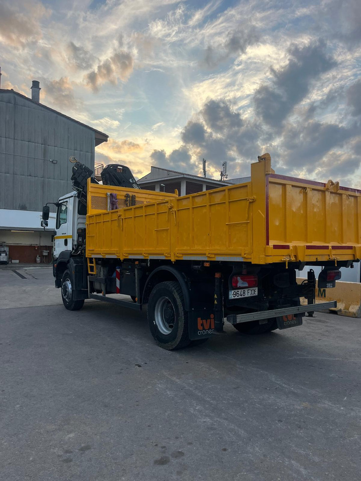 MAN TGM 18.280 4X4 BB - Camión grúa: foto 2 MAN TGM 18.280 4X4 BB - Camión grúa: foto 2