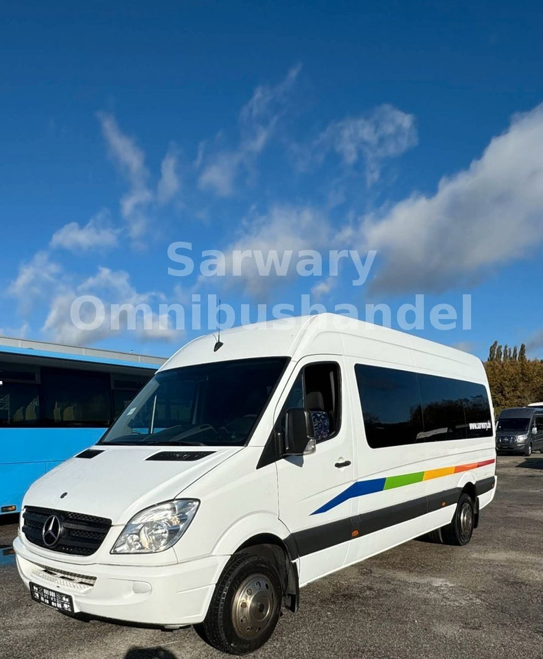 Mercedes-Benz 516 CDI Sprinter*Euro 5* Klima*17 Sitze*Lift*519 - Minibús, Furgoneta de pasajeros: foto 2 Mercedes-Benz 516 CDI Sprinter*Euro 5* Klima*17 Sitze*Lift*519 - Minibús, Furgoneta de pasajeros: foto 2