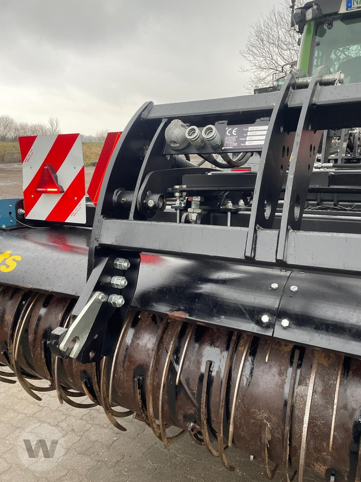 Imants Spatenmaschine 48SX300H - Equipo para trabajo del suelo: foto 2 Imants Spatenmaschine 48SX300H - Equipo para trabajo del suelo: foto 2