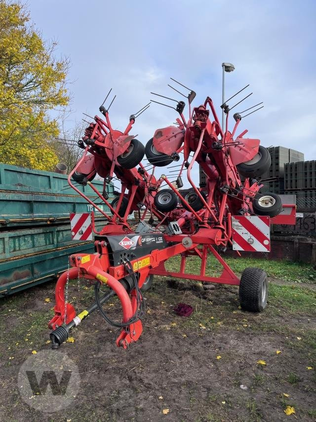 Kuhn GF 10802 - Henificadora: foto 1 Kuhn GF 10802 - Henificadora: foto 1