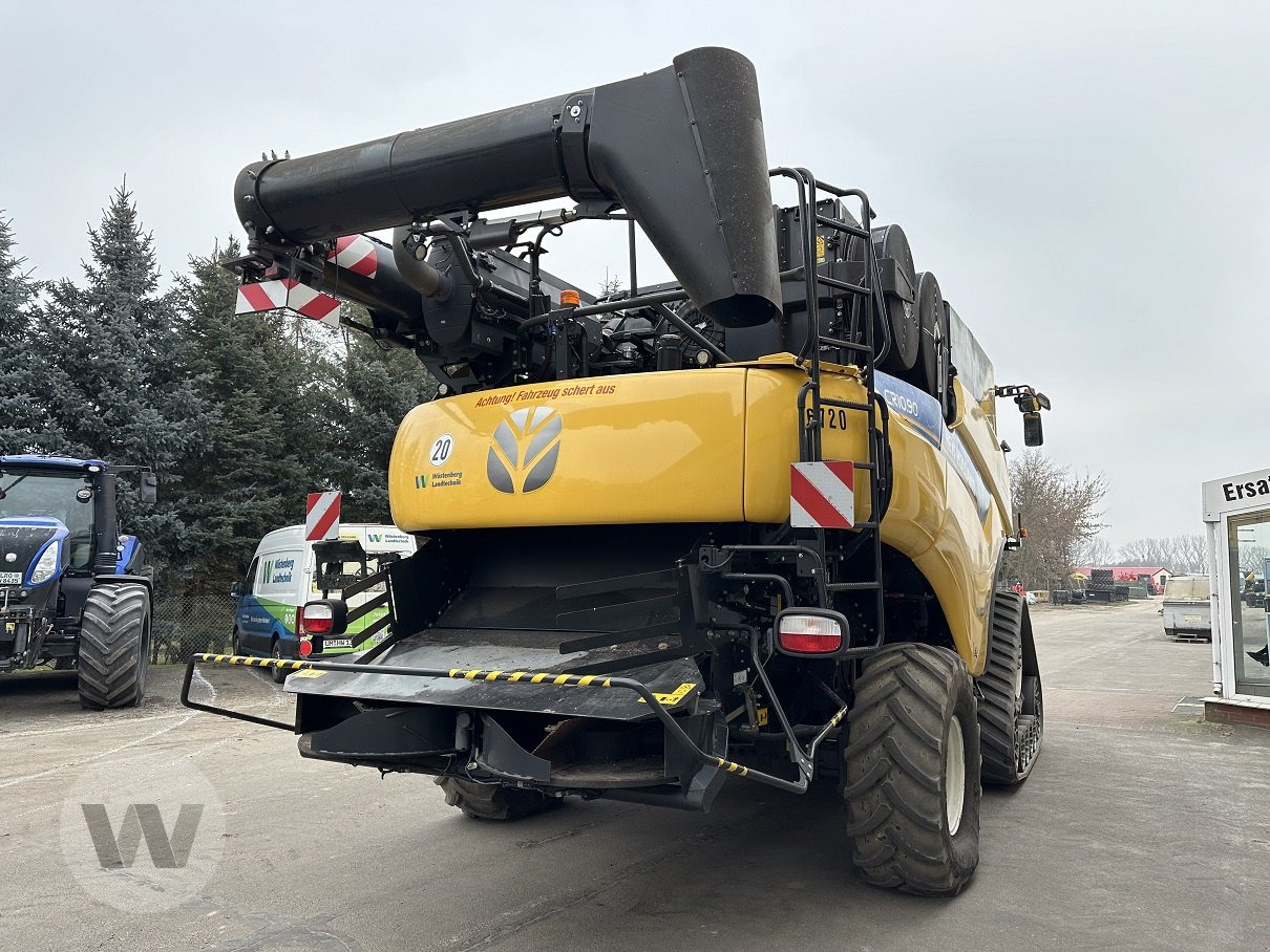 Leasing para New Holland CR 10.90 New Holland CR 10.90: foto 9 Leasing para New Holland CR 10.90 New Holland CR 10.90: foto 9