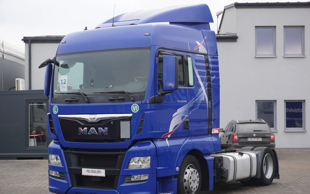 MAN 2 szt. Low-Deck i Standard TGX 18.440 - Cabeza tractora: foto 2 MAN 2 szt. Low-Deck i Standard TGX 18.440 - Cabeza tractora: foto 2