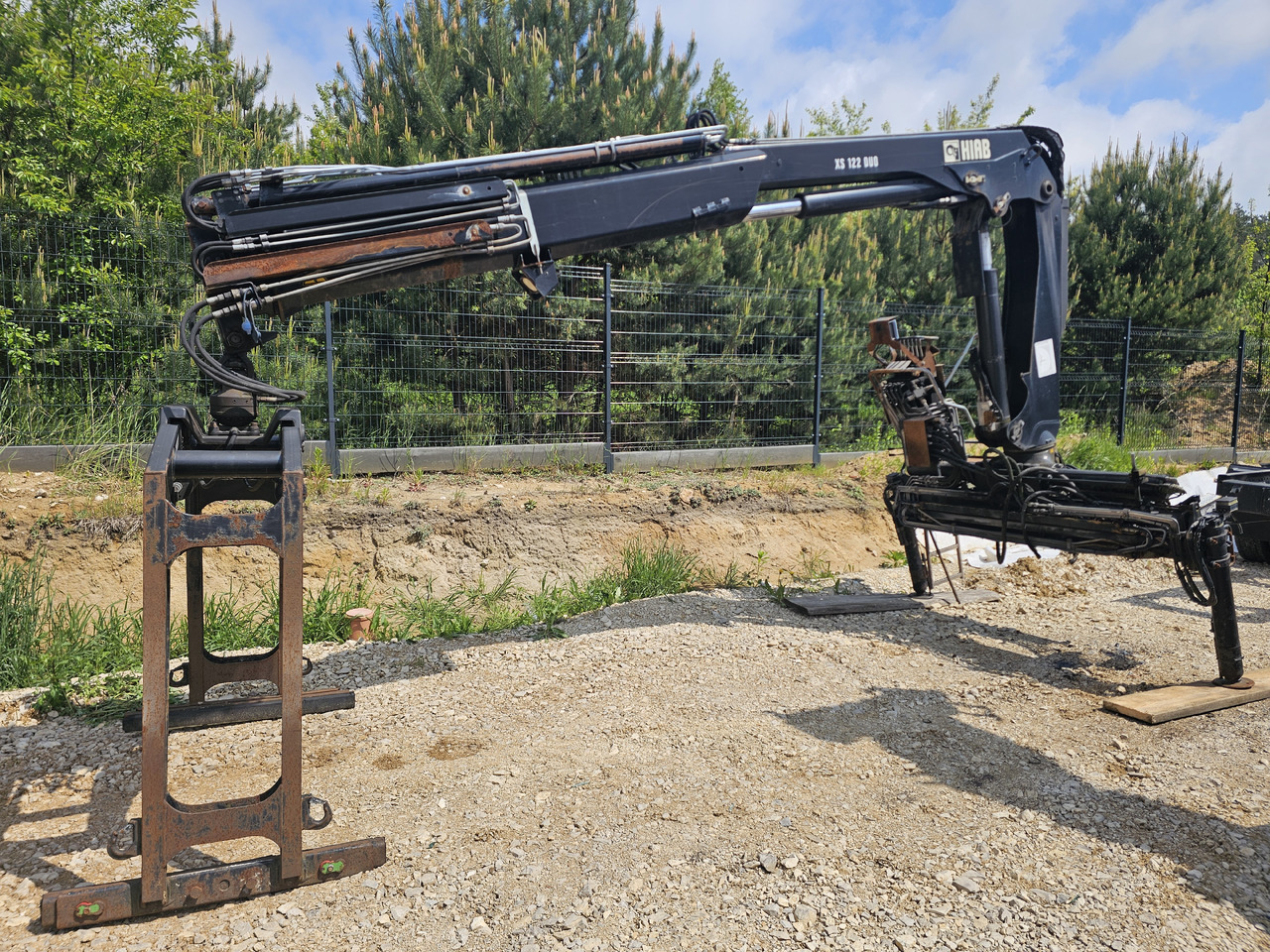 HIAB COMPLETE CRANE / HIAB 122B - 2 DUO / 2013 + GRABBER - Grúa para camión: foto 1 HIAB COMPLETE CRANE / HIAB 122B - 2 DUO / 2013 + GRABBER - Grúa para camión: foto 1