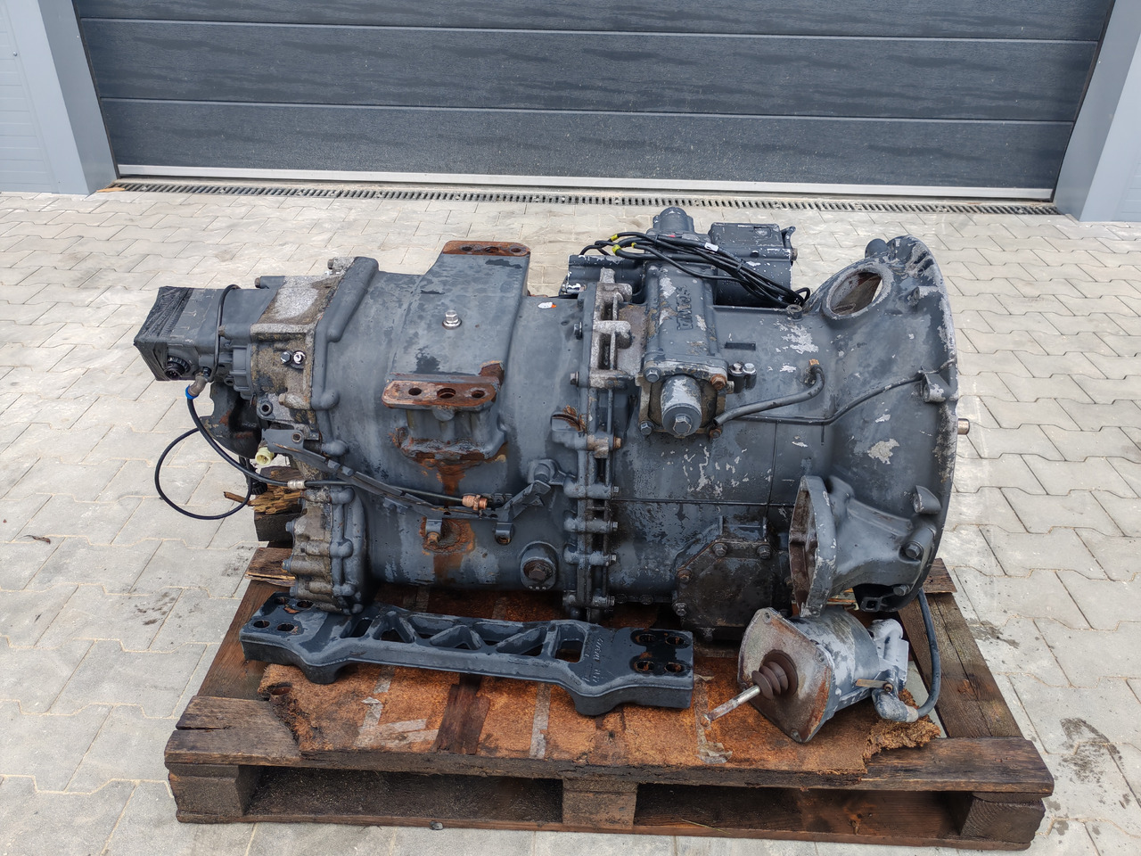 SCANIA GEARBOX / GRS0905 / COMPLETE / WORLDWIDE DELIVERY - Caja de cambios: foto 1 SCANIA GEARBOX / GRS0905 / COMPLETE / WORLDWIDE DELIVERY - Caja de cambios: foto 1