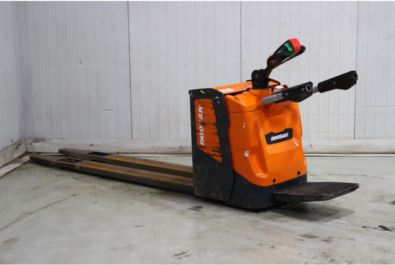 Doosan BPR20S-7 - Transpaleta: foto 5 Doosan BPR20S-7 - Transpaleta: foto 5