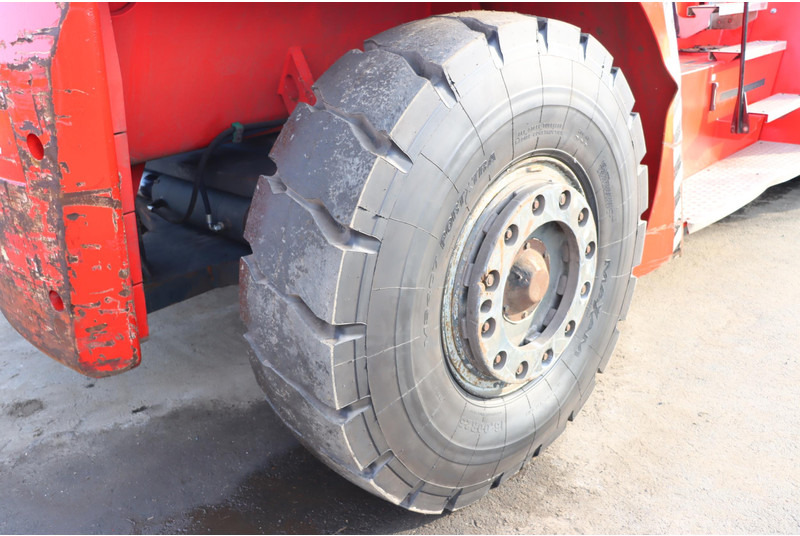 Carretilla elevadora diésel KONECRANES 28-1200B: foto 16 Carretilla elevadora diésel KONECRANES 28-1200B: foto 16