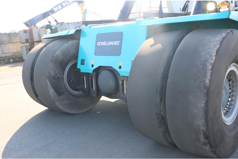 Reach stacker KONECRANES 4531TC5: foto 15