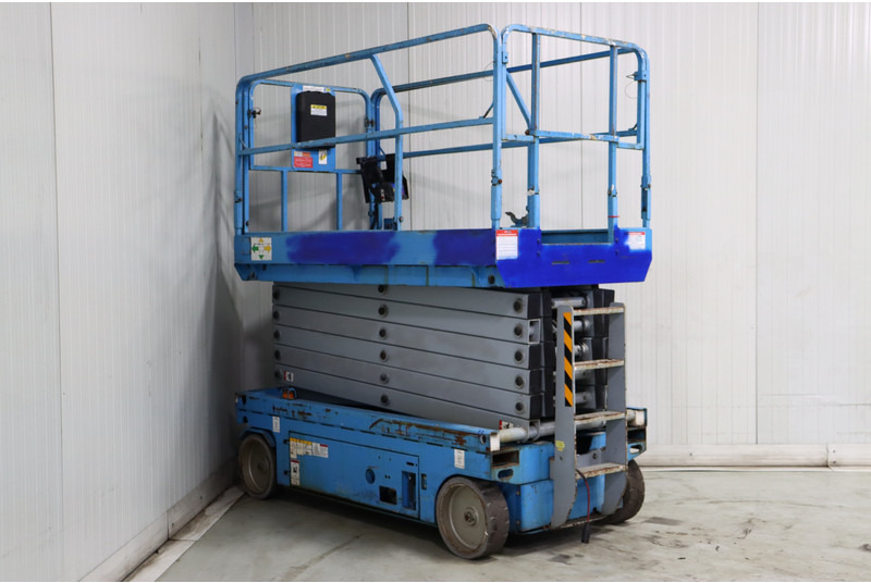 Mantall XE140W - Plataforma de tijeras: foto 5 Mantall XE140W - Plataforma de tijeras: foto 5