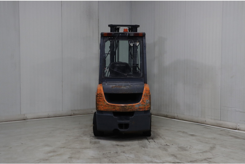 Carretilla elevadora diésel Toyota 52-8FDJF35: foto 6 Carretilla elevadora diésel Toyota 52-8FDJF35: foto 6