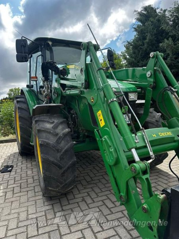 John Deere 5090M - Tractor: foto 4 John Deere 5090M - Tractor: foto 4