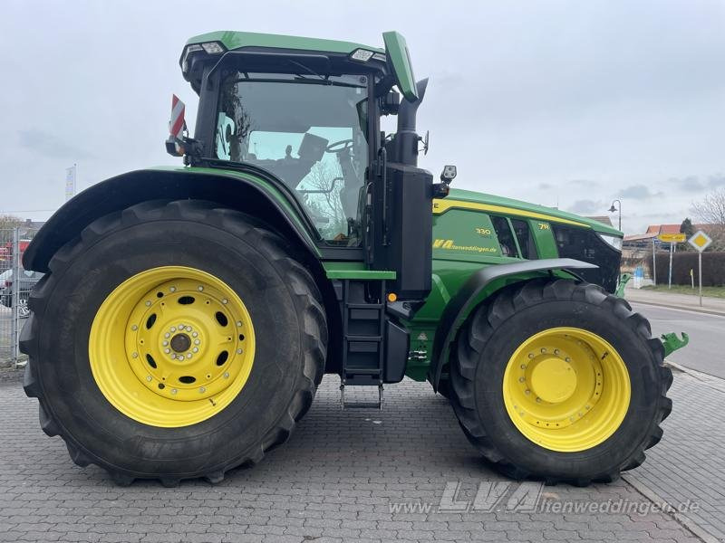 John Deere 7R 330 - Tractor: foto 4 John Deere 7R 330 - Tractor: foto 4