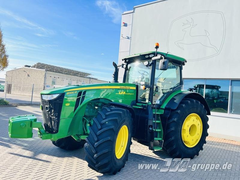 John Deere 8320R E23-PowerShift - Tractor: foto 3 John Deere 8320R E23-PowerShift - Tractor: foto 3
