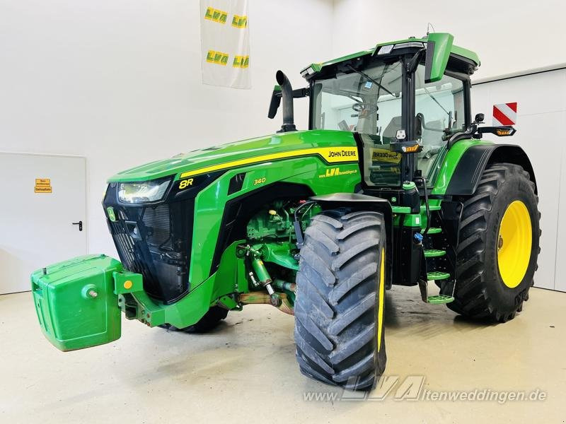 John Deere 8R 340 - Tractor: foto 2 John Deere 8R 340 - Tractor: foto 2