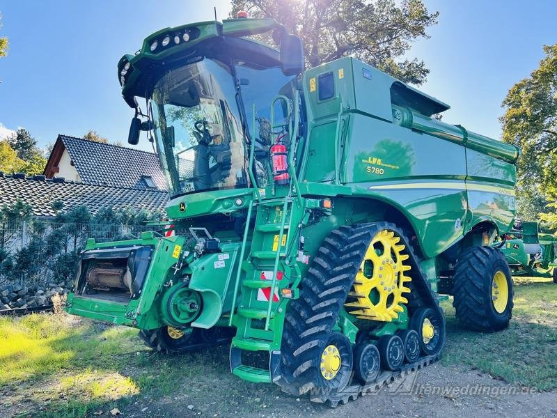 John Deere S780 - Cosechadora de granos: foto 1 John Deere S780 - Cosechadora de granos: foto 1