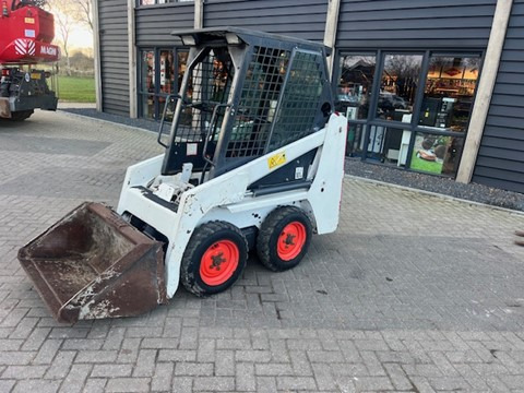 BOBCAT S70 skidsteer loader - Cargadora articulada: foto 1 BOBCAT S70 skidsteer loader - Cargadora articulada: foto 1