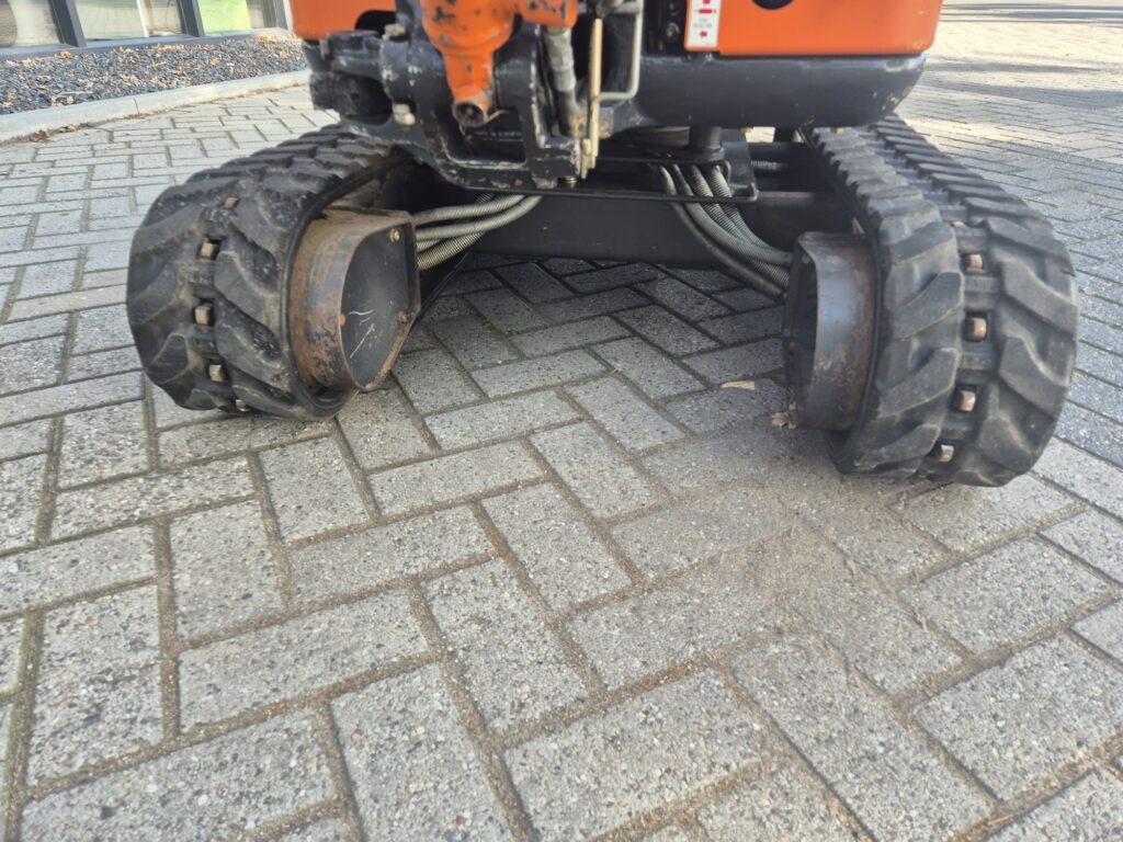 HITACHI ZX10U-2 minidigger - Miniexcavadora: foto 5 HITACHI ZX10U-2 minidigger - Miniexcavadora: foto 5