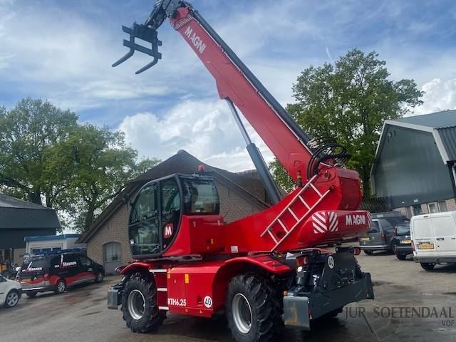 MAGNI RTH 6.30 SH - Manipulador telescópico: foto 2 MAGNI RTH 6.30 SH - Manipulador telescópico: foto 2