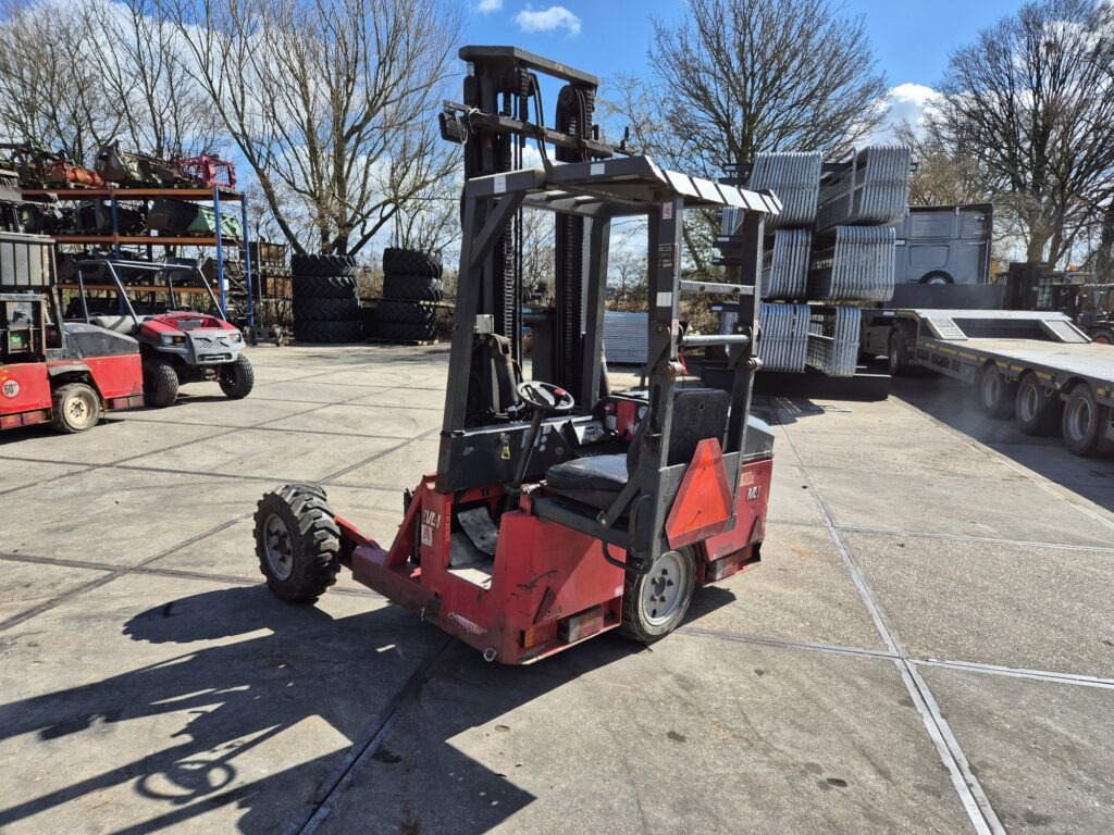 MOFFET M4-25.3 forklift - Carretilla elevadora diésel: foto 2 MOFFET M4-25.3 forklift - Carretilla elevadora diésel: foto 2