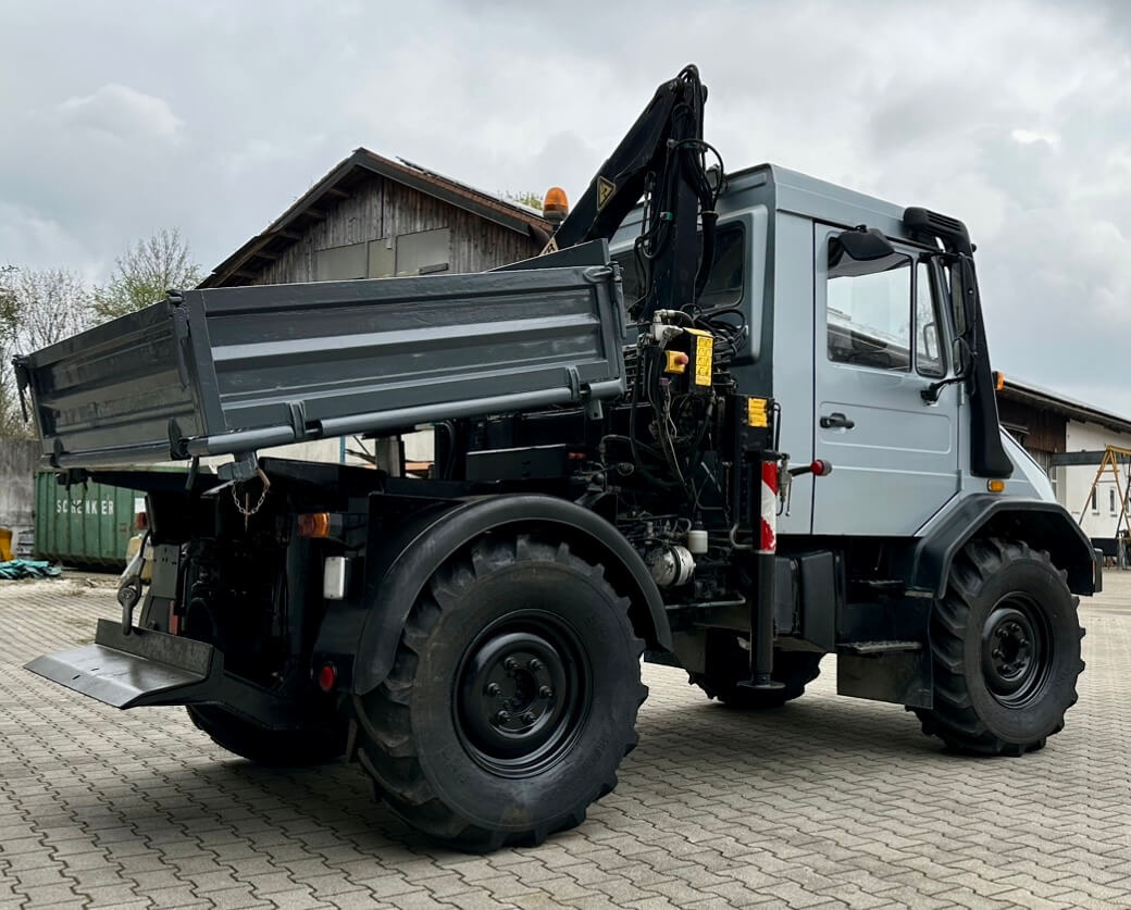 Camión volquete Unimog 130 - U130 418 74426 mit Kran und Winde Mer: foto 7