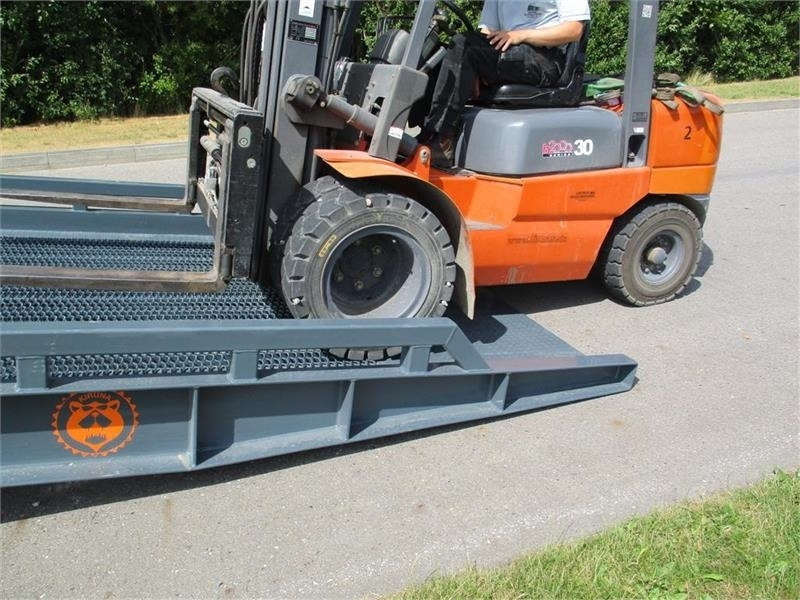 Rampa de carga BEAR 10.0 Læsse rampe 10.000kg: foto 14