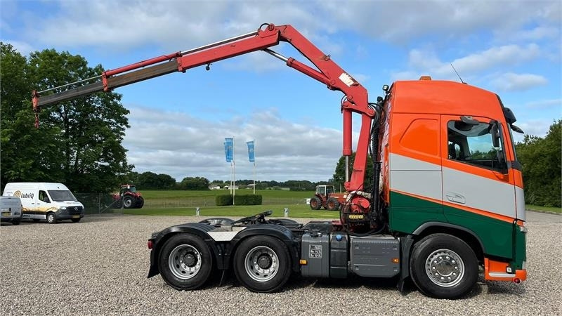 Volvo FH 500 6x4 med tandemløft og aftagelig HMF 1150 kr - Cabeza tractora: foto 1 Volvo FH 500 6x4 med tandemløft og aftagelig HMF 1150 kr - Cabeza tractora: foto 1