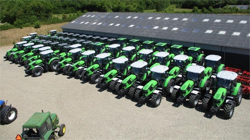 Deutz-fahr Agrotron 6205G New and Unused tractor - Tractor: foto 2 Deutz-fahr Agrotron 6205G New and Unused tractor - Tractor: foto 2