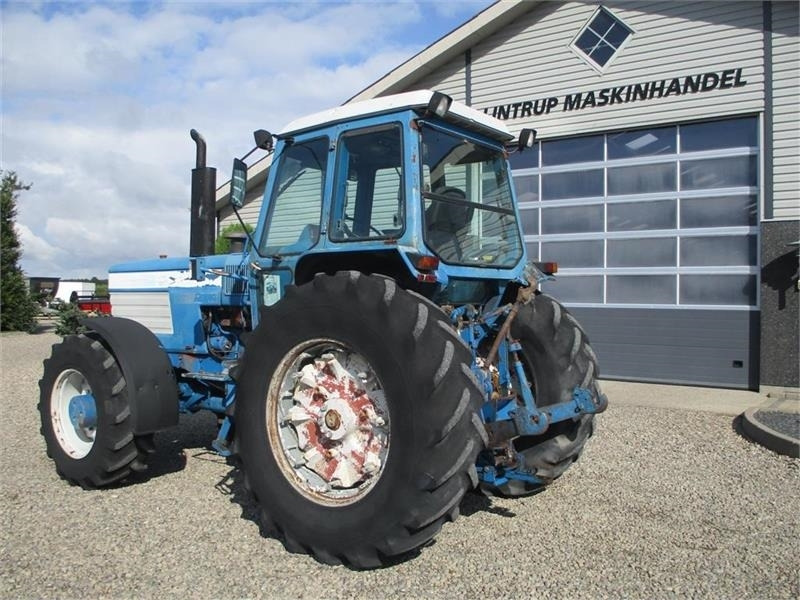 Ford TW 25 Regulær - Tractor: foto 3 Ford TW 25 Regulær - Tractor: foto 3