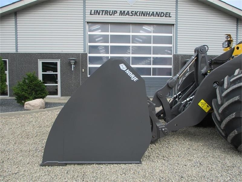 - - - HØJTIPSKOVL NORJE 4,2 m3 265cm bred og vend - Cazo cargador: foto 1 - - - HØJTIPSKOVL NORJE 4,2 m3 265cm bred og vend - Cazo cargador: foto 1