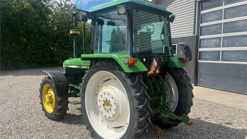 John Deere 2650 Med SGII kabine, 540 og 1000 pto omd - Tractor: foto 3 John Deere 2650 Med SGII kabine, 540 og 1000 pto omd - Tractor: foto 3
