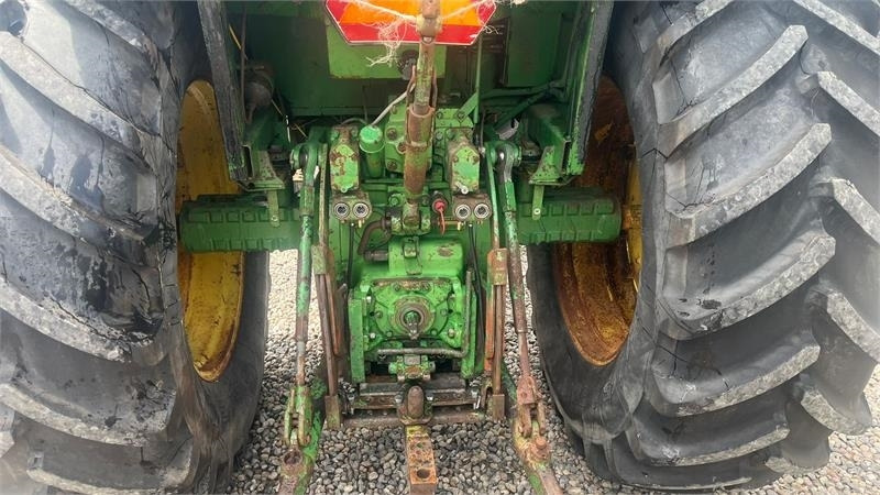 John Deere 4430 Med Powershift - Tractor: foto 4 John Deere 4430 Med Powershift - Tractor: foto 4
