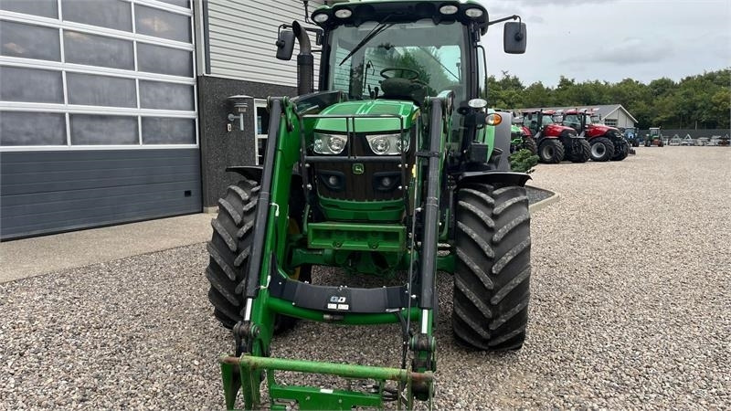 Leasing para John Deere 6115R Med frontlæsser og krybegear  John Deere 6115R Med frontlæsser og krybegear: foto 11