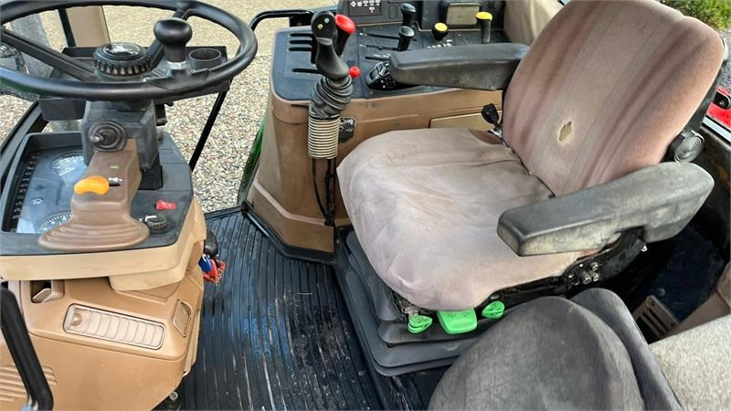 John Deere 6506 Med frontlæsser og vendegear ved rattet - Tractor: foto 2 John Deere 6506 Med frontlæsser og vendegear ved rattet - Tractor: foto 2