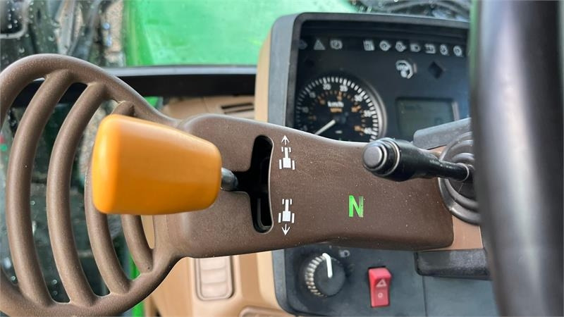 John Deere 6506 Med frontlæsser og vendegear ved rattet - Tractor: foto 3 John Deere 6506 Med frontlæsser og vendegear ved rattet - Tractor: foto 3