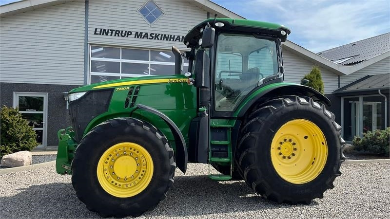 John Deere 7230R Med frontlift. Stor stærk traktor til små pe - Tractor: foto 1 John Deere 7230R Med frontlift. Stor stærk traktor til små pe - Tractor: foto 1