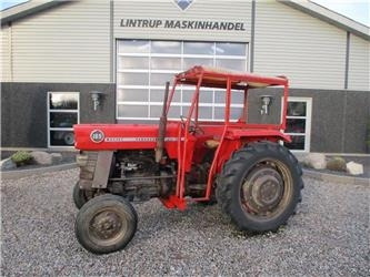 Massey Ferguson 165 - Tractor: foto 1 Massey Ferguson 165 - Tractor: foto 1