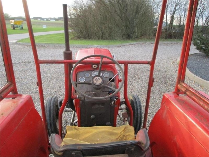 Massey Ferguson 165 - Tractor: foto 5 Massey Ferguson 165 - Tractor: foto 5