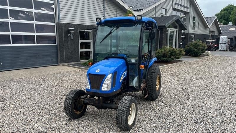 Tractor New Holland TC35DA: foto 10