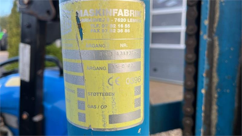 New Holland TN55D Med Byggelift - Tractor: foto 4 New Holland TN55D Med Byggelift - Tractor: foto 4