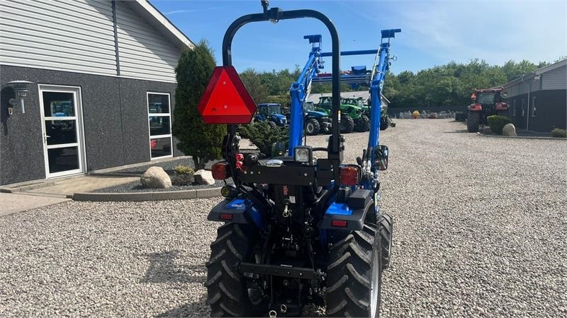 Tractor municipal Solis S26 6+2 gearmaskine med Fuldhydraulisk frontlæsser: foto 19