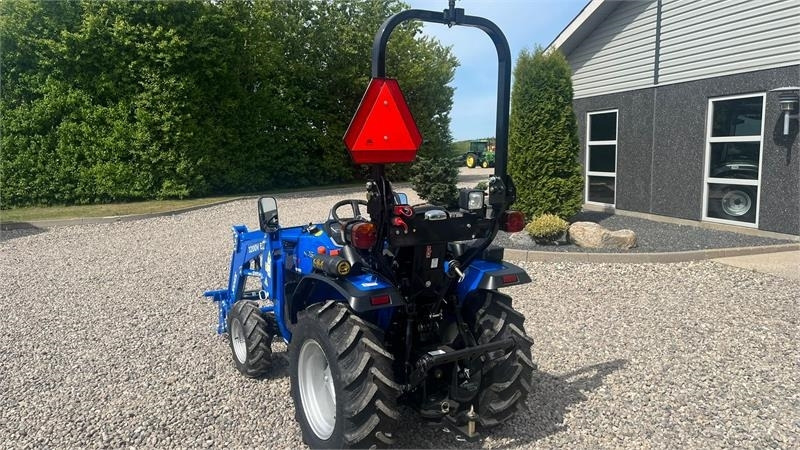 Tractor municipal Solis S26 6+2 gearmaskine med Fuldhydraulisk frontlæsser: foto 16