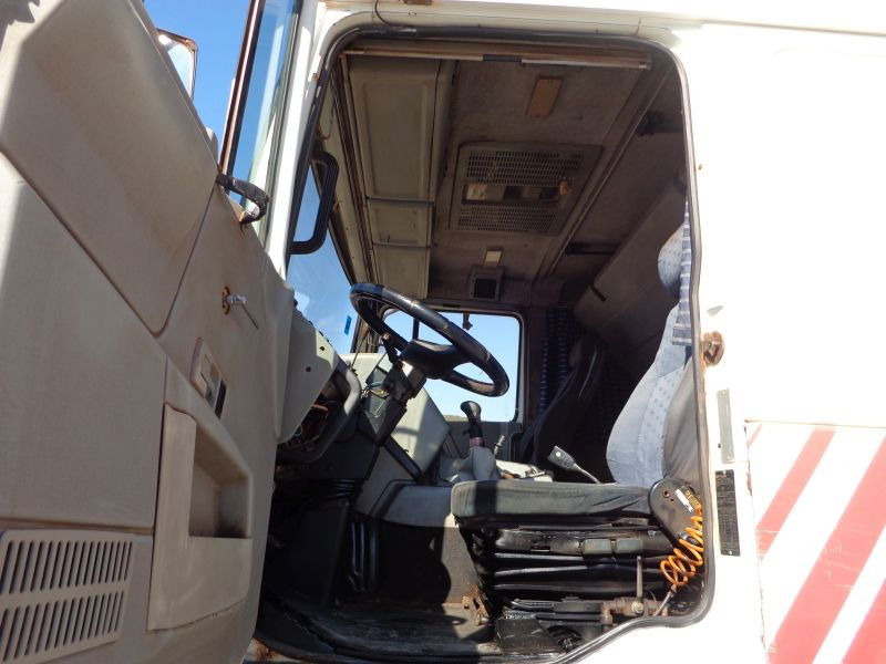 Camión volquete DAF 95.430 DAF 95.430ATI 8X2 Kipper -Telma/Airco: foto 6 Camión volquete DAF 95.430 DAF 95.430ATI 8X2 Kipper -Telma/Airco: foto 6