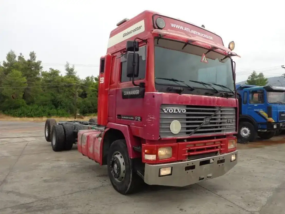 Volvo F 12.400 Volvo F12 6X2 405Hp -TD123ES - Camión chasis: foto 1 Volvo F 12.400 Volvo F12 6X2 405Hp -TD123ES - Camión chasis: foto 1