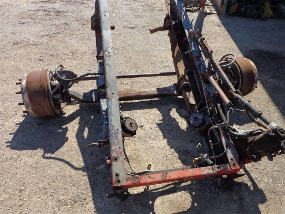 Volvo VOLVO F89 FRONT STEERING SYSTEM - Eje y piezas para Camión: foto 2 Volvo VOLVO F89 FRONT STEERING SYSTEM - Eje y piezas para Camión: foto 2