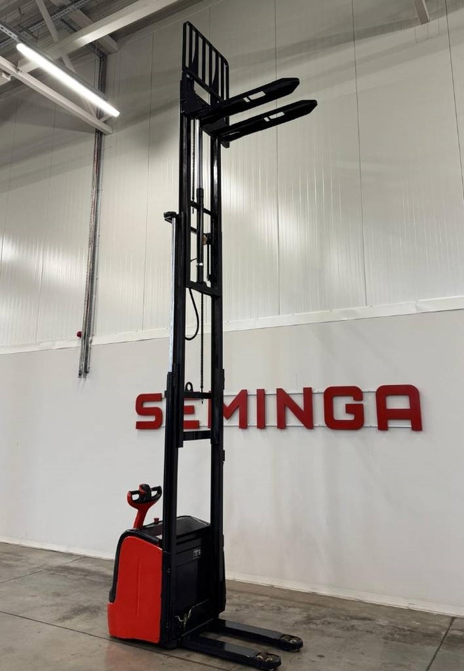 Linde 10848 L14 - Carretilla elevadora: foto 4 Linde 10848 L14 - Carretilla elevadora: foto 4