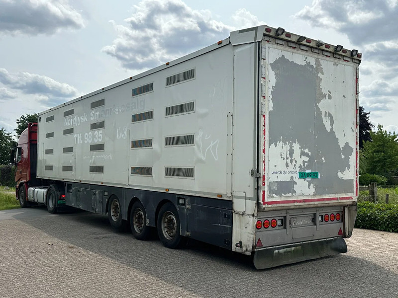 Berdex NO BERDEX HMK 4 stock livestock trailer SPF - Semirremolque transporte de ganado: foto 4 Berdex NO BERDEX HMK 4 stock livestock trailer SPF - Semirremolque transporte de ganado: foto 4