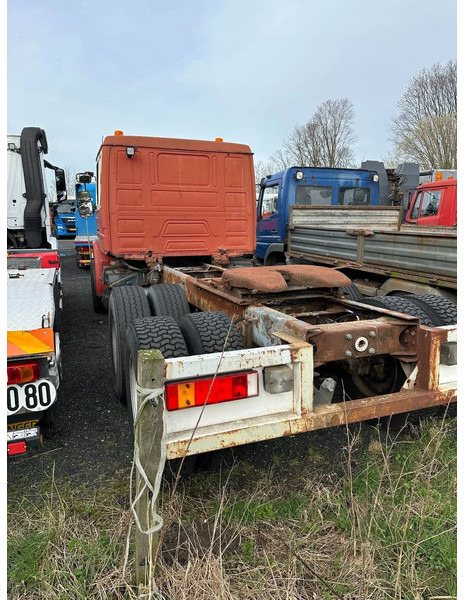 Scania T143-450 V8 HAUBER/NEUS/TORPEDO - Cabeza tractora: foto 4 Scania T143-450 V8 HAUBER/NEUS/TORPEDO - Cabeza tractora: foto 4
