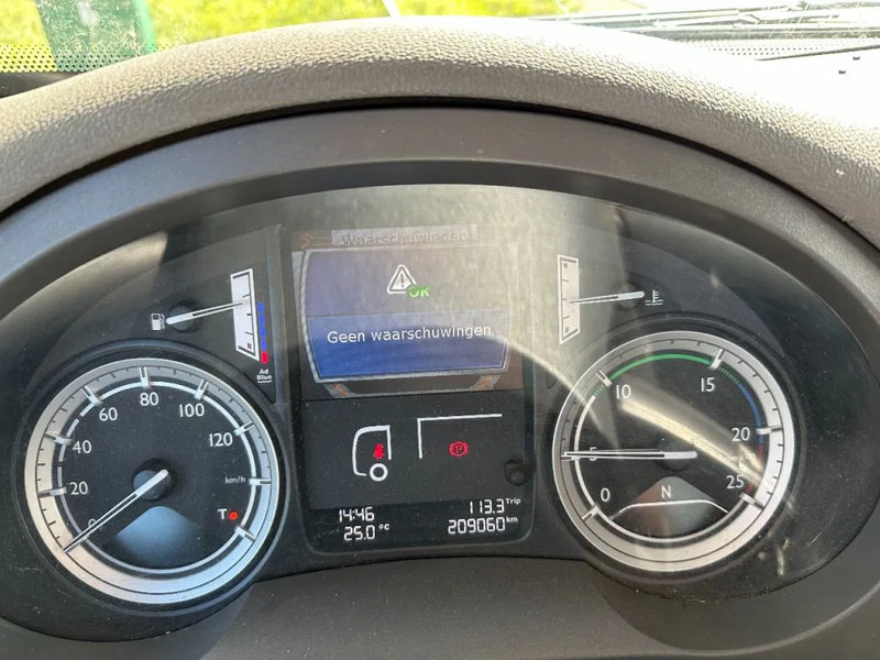 Camión grúa DAF CF 290 FAN !!HMF 32TM RADIO REMOTE!! FRONT STAMP!! 209tkm!!EURO6!!: foto 13